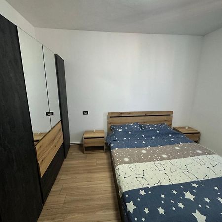 Apartament 3 Camere Ultracentral Τζιούρτζιου Εξωτερικό φωτογραφία